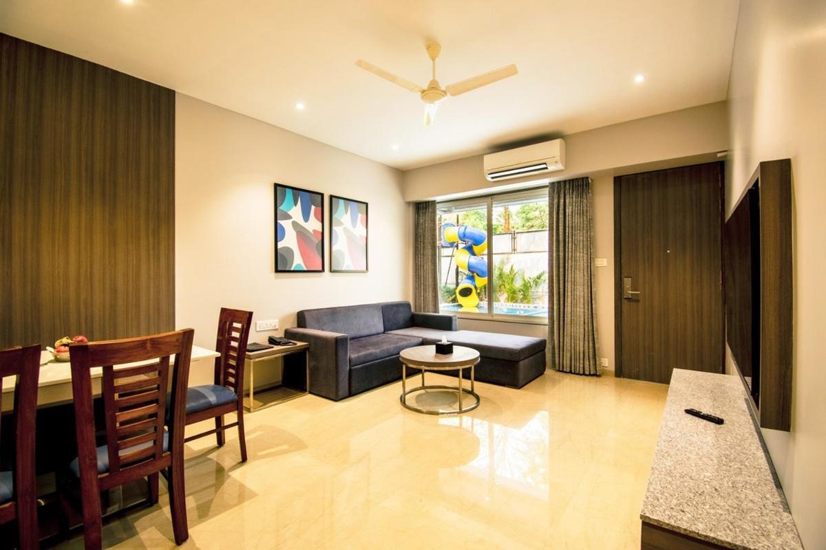 Meritas Aura Resort Lonavala Exterior foto